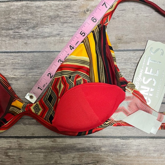 Sunsets Terra Cotta Tribal Print Bikini Top NWT Small Underwire Removable Pads - Picture 9 of 11